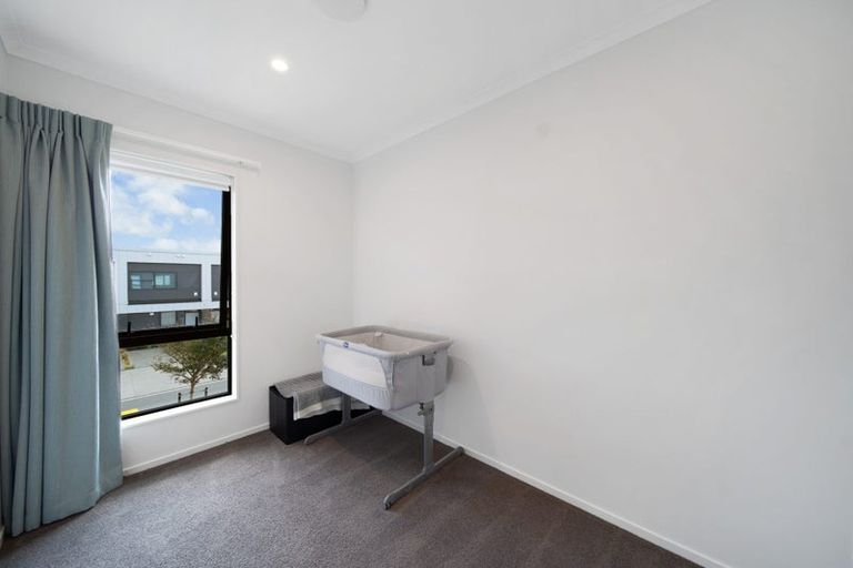 Photo of property in 4 Orona Place, Takanini, 2112