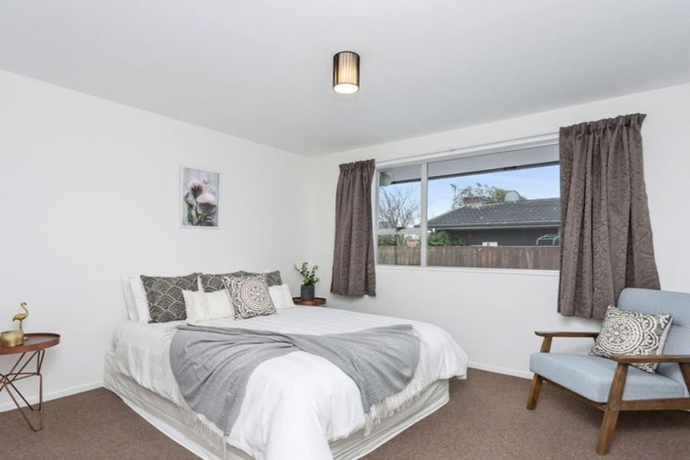 Photo of property in 8 Ashwood Street, Parklands, Christchurch, 8083