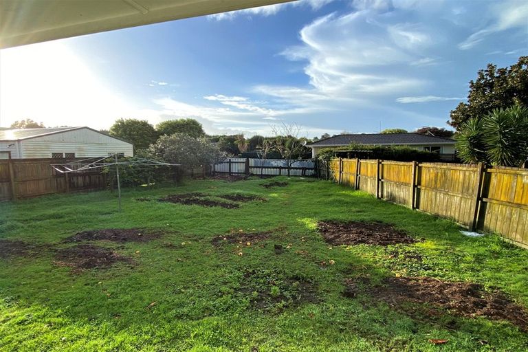 Photo of property in 1 Totara Street, Waiuku, 2123