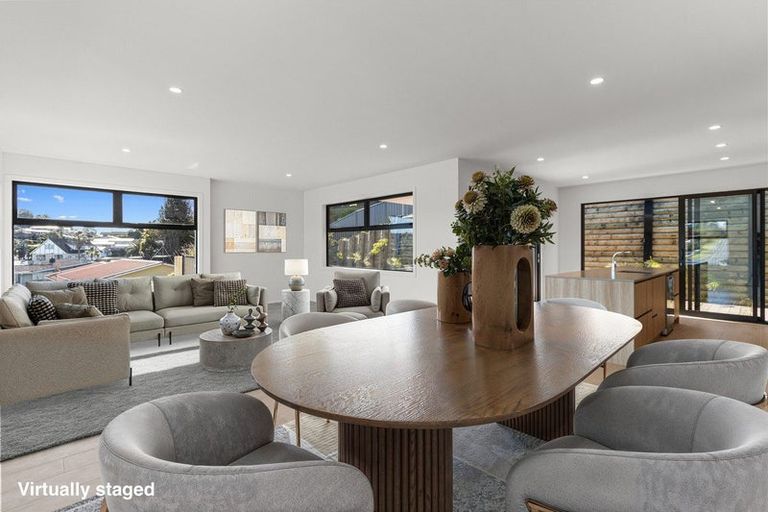 Photo of property in 228a Heta Road, Merrilands, New Plymouth, 4312