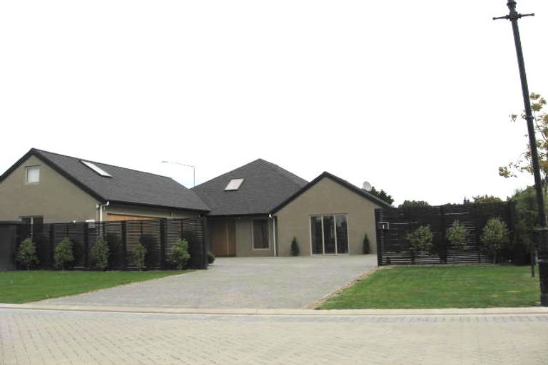 Photo of property in 1 Cairnbrae Drive, Prebbleton, 7604