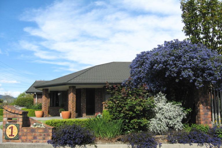 Photo of property in 1 Lusty Place, Stoke, Nelson, 7011