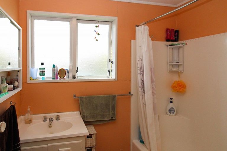 Photo of property in 3a Lincoln Road, Carterton, 5713