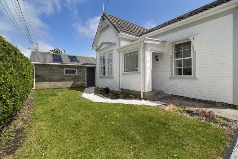 Photo of property in 162 Tukapa Street, Westown, New Plymouth, 4310