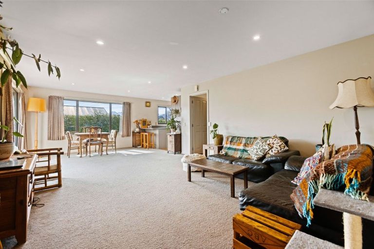 Photo of property in 34 Ash Avenue, Albert Town, Wanaka, 9305