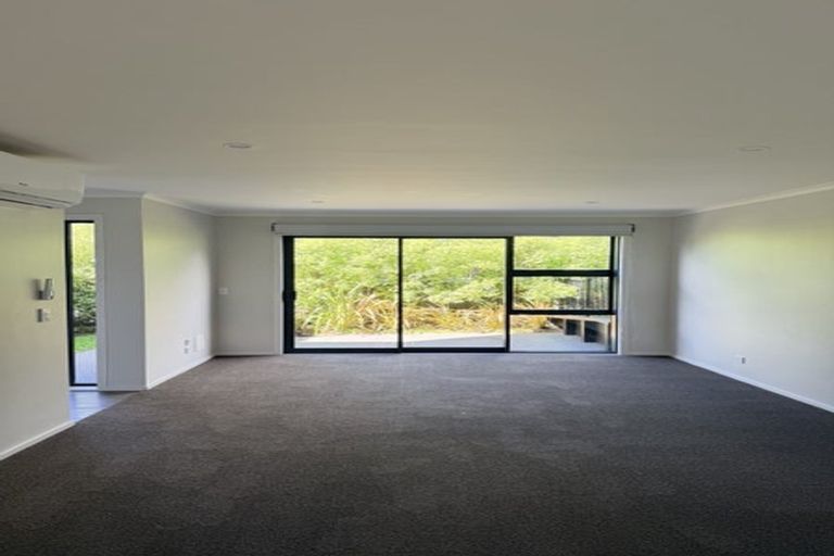 Photo of property in 50 Pateke Drive, Kenepuru, Porirua, 5022