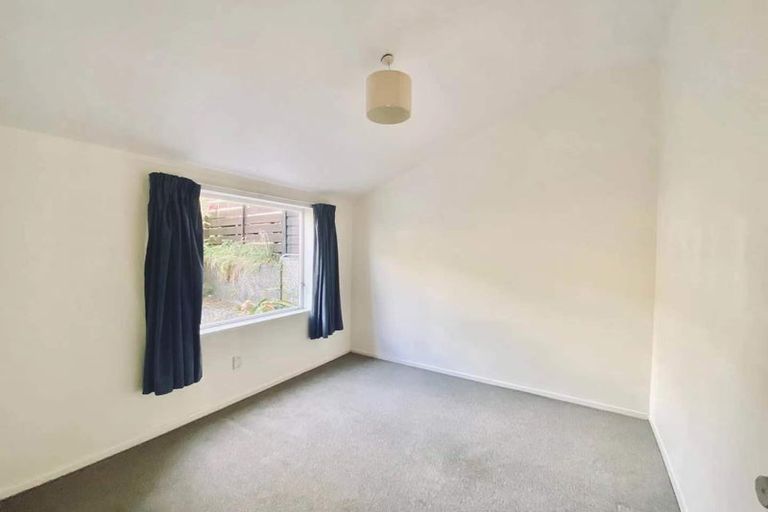 Photo of property in The Triangle, 7/33 Halswater Drive, Churton Park, Wellington, 6037