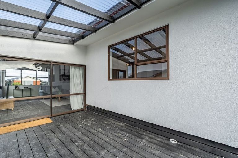 Photo of property in 57 Dunbeath Crescent, Kew, Invercargill, 9812