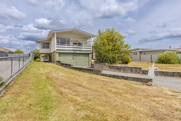 Photo of property in 64 Mount Herbert Road, Waipukurau, 4200
