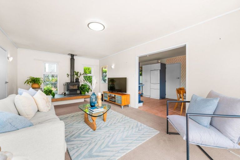 Photo of property in 71 Stapleford Crescent, Browns Bay, Auckland, 0630