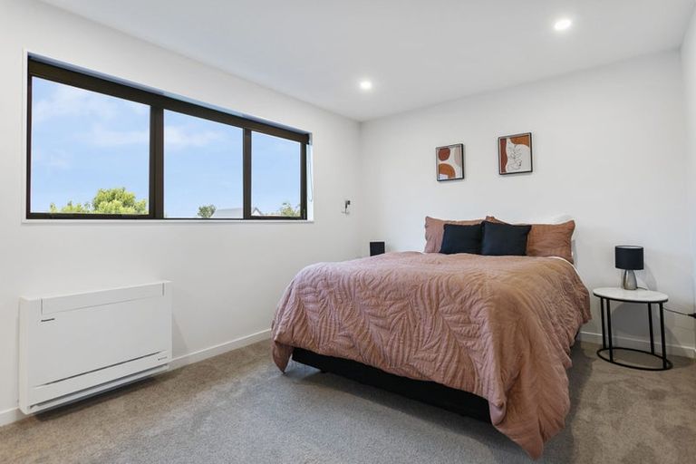 Photo of property in 74b Mckenzie Road, Mangere Bridge, Auckland, 2022