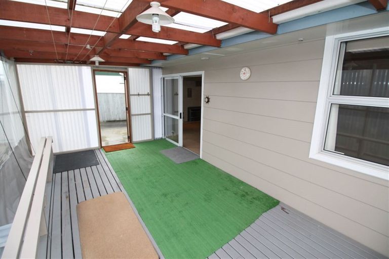 Photo of property in 8 Ngatuku Place, Tokoroa, 3420