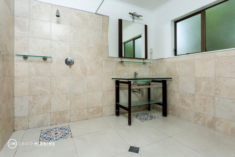 Photo of property in 2/30a Verbena Road, Birkdale, Auckland, 0626