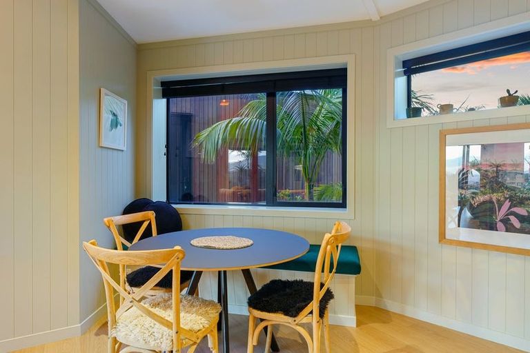 Photo of property in 14 Wilson Way, Waikanae, 5036