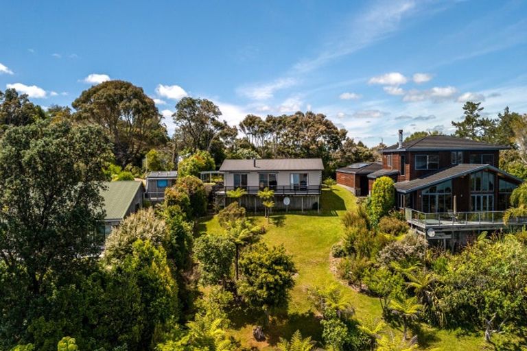 Photo of property in 202 Te Wahapu Road, Russell, 0272