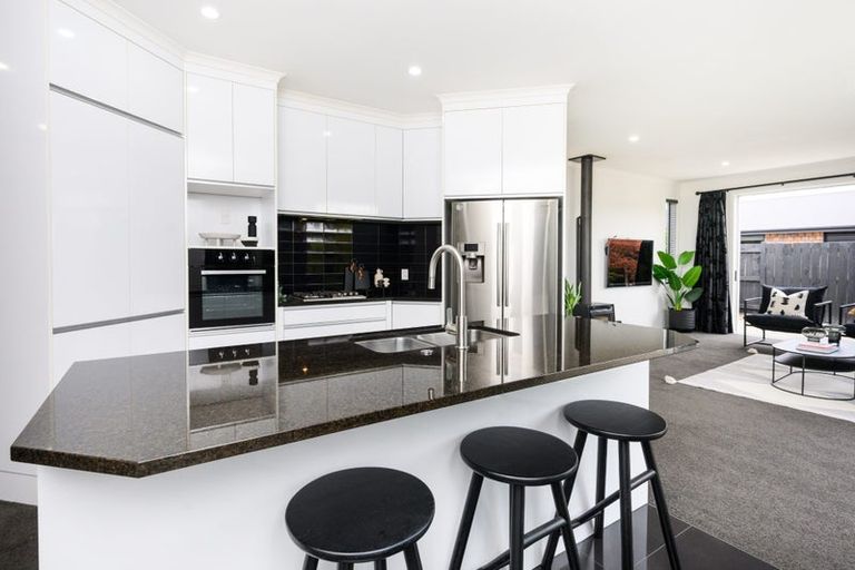 Photo of property in 93 James Line, Kelvin Grove, Palmerston North, 4414