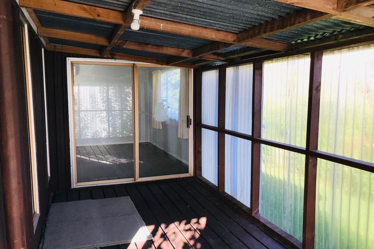Photo of property in 1/3 Beach Road, Northcote Point, Auckland, 0627
