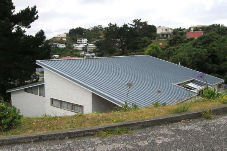 Photo of property in 4 Clinton Way, Kingston, Wellington, 6021