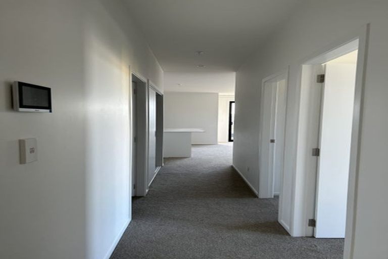 Photo of property in 304/2u Onepu Road, Kilbirnie, Wellington, 6022