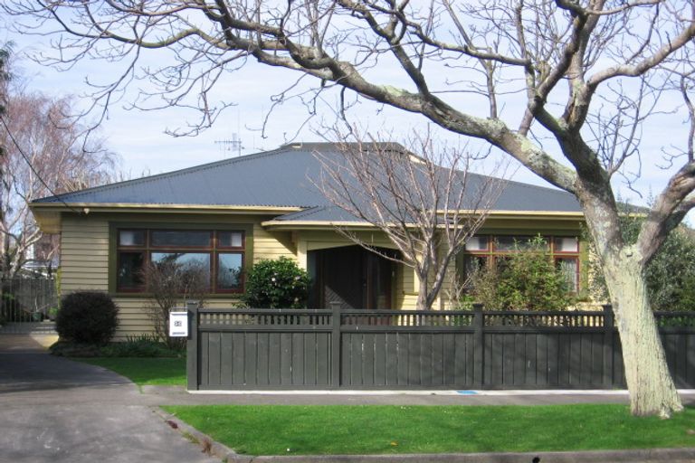 Photo of property in 98 Slacks Road, Awapuni, Palmerston North, 4412