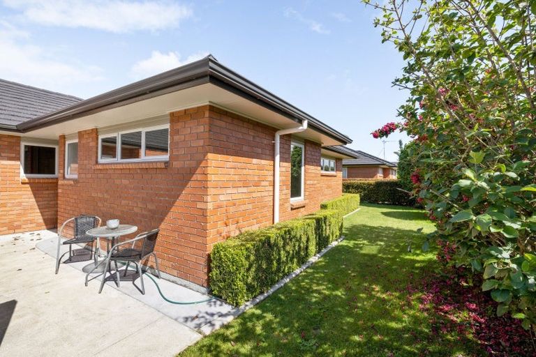 Photo of property in 5 Walter Court, Cambridge, 3434