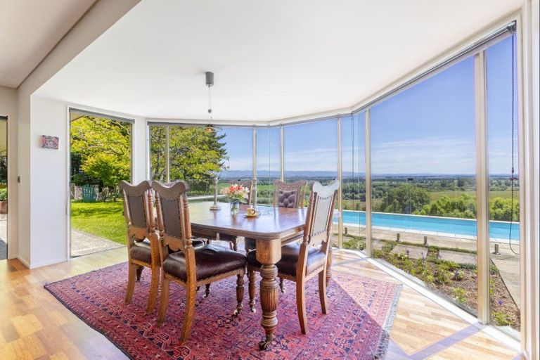 Photo of property in 15 Maharakeke Road, Waipukurau, 4281