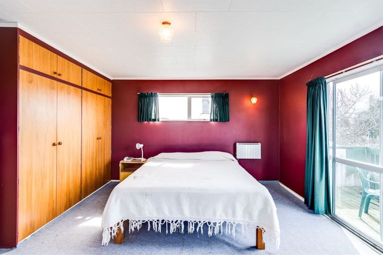 Photo of property in 11 Kauri Street, Taradale, Napier, 4112