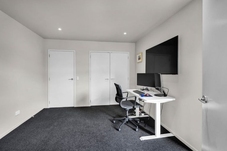 Photo of property in 61 Karamea Street, Whalers Gate, New Plymouth, 4310