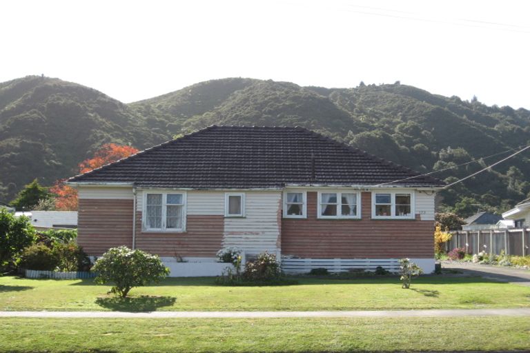 Photo of property in 123 Kowhai Street, Naenae, Lower Hutt, 5011