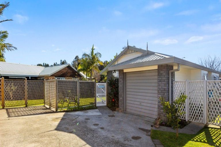 Photo of property in 10b Bayfair Drive, Mount Maunganui, 3116