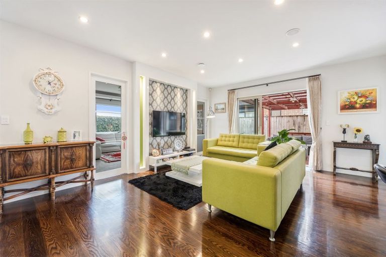 Photo of property in 42 Castlederg Drive, Flat Bush, Auckland, 2019