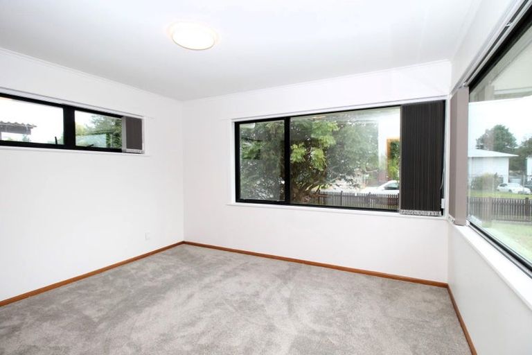 Photo of property in 27 Myers Road, Manurewa East, Auckland, 2102