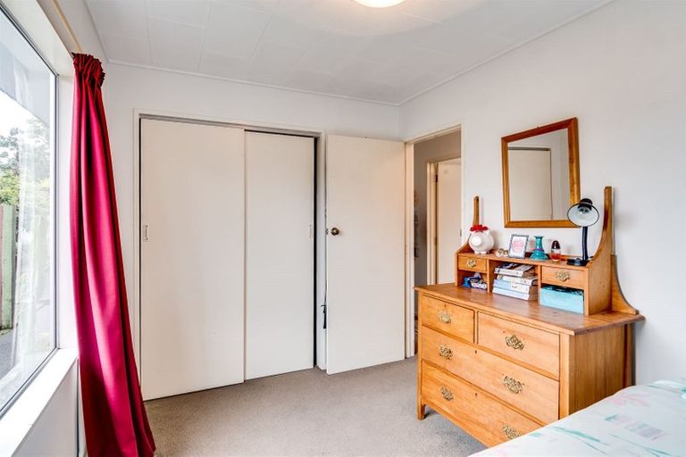 Photo of property in 10 Cardiff Place, Tamatea, Napier, 4112