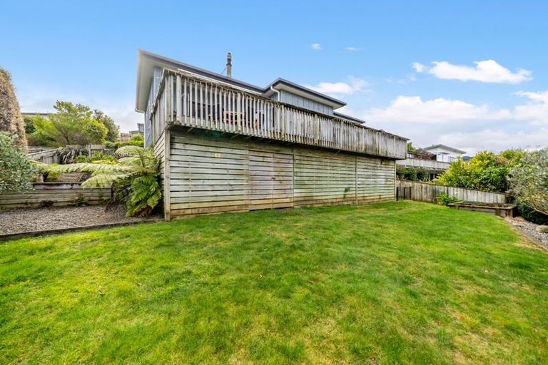 Photo of property in 13a Riverstone Drive, Riverstone Terraces, Upper Hutt, 5018