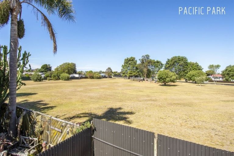 Photo of property in 9a Bedford Place, Mount Maunganui, 3116