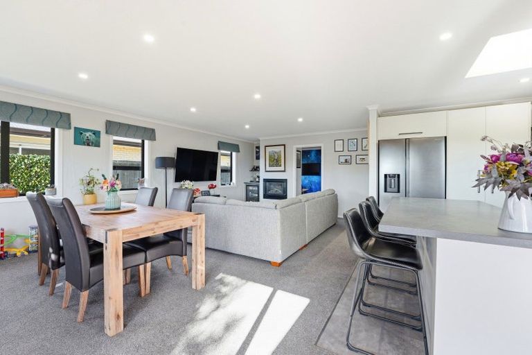 Photo of property in 1 Kauri Place, Pahiatua, 4910