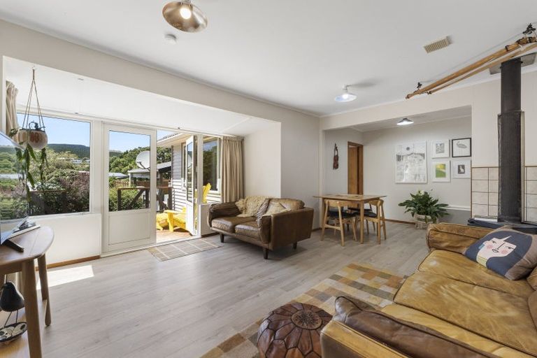 Photo of property in 80 Rawhiti Road, Pukerua Bay, 5026