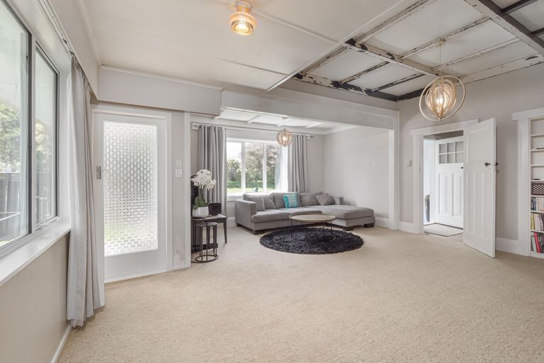 Photo of property in 19 Williams Street, Cambridge, 3434
