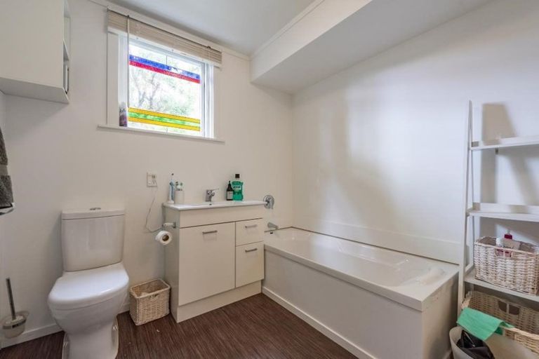 Photo of property in 48 Oban Street, Wadestown, Wellington, 6012