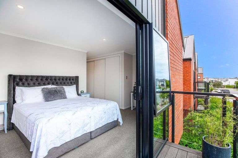 Photo of property in 31 Mapou Road, Hobsonville, Auckland, 0616