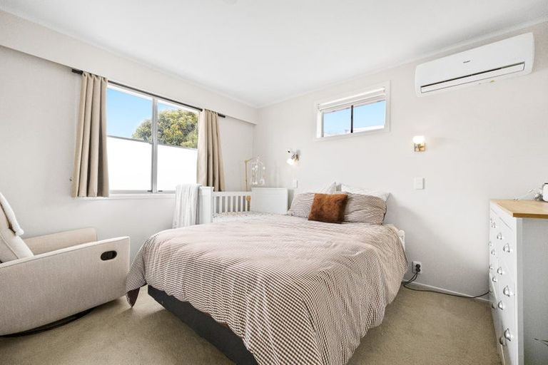 Photo of property in 1/12 Marewa Street, Te Atatu South, Auckland, 0610