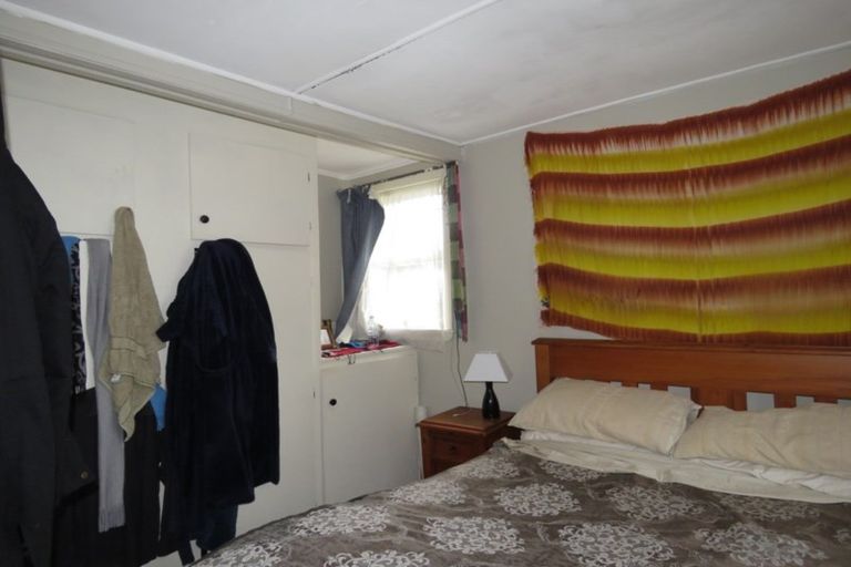 Photo of property in 13 Coates Street, Westport, 7825