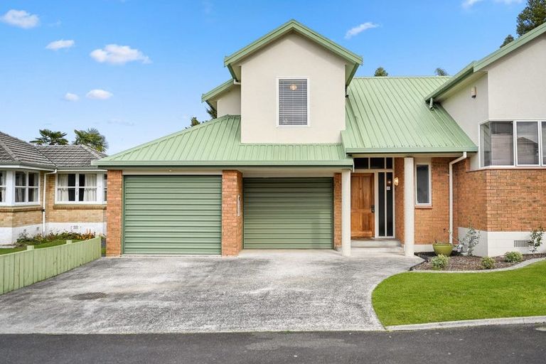 Photo of property in 9 Kelvin Place, Hamilton East, Hamilton, 3216