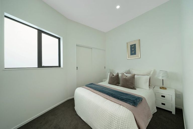 Photo of property in 13a Sarona Avenue, Glen Eden, Auckland, 0602