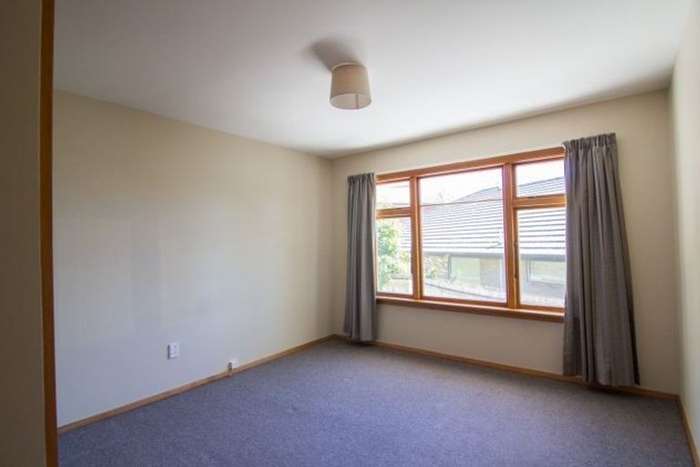 Photo of property in 208 Centaurus Road, Saint Martins, Christchurch, 8022