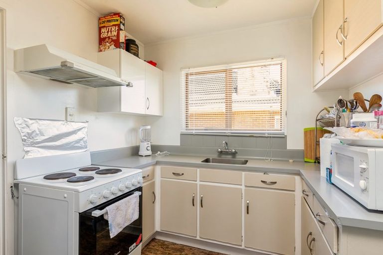 Photo of property in 1/138 Hutchinson Avenue, New Lynn, Auckland, 0600