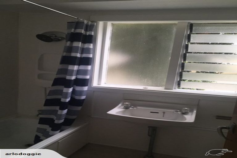 Photo of property in 131u3 Glenmore Street, Kelburn, Wellington, 6012