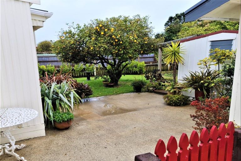 Photo of property in 41 Queen Street, Westport, 7825