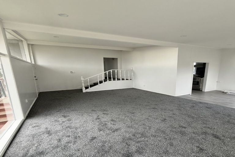 Photo of property in 69 Ferguson Street, Manurewa East, Auckland, 2102