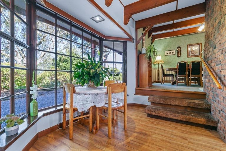 Photo of property in 389 Kawiu Road, Levin, 5510